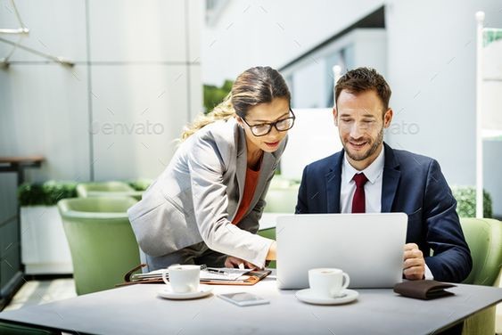Khóa luận tốt nghiệp về tín dụng ngân hàng phát triển dịch vụ của Ngân hàng