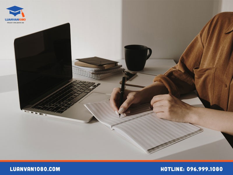 Lớp quản lý nhà nước ngạch chuyên viên online