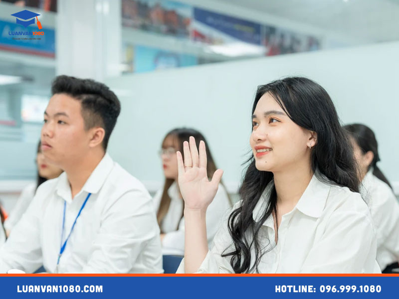 Bảo vệ luận văn thạc sĩ quản lý giáo dục